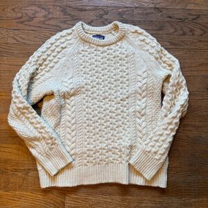 Patagonia Recycled Wool-Blend Cable-Knit Crewneck Sweater in Natural M EUC